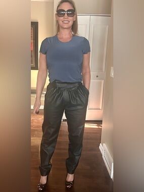 Vintage black 80s 90s leather pleated tapered pants high waisted